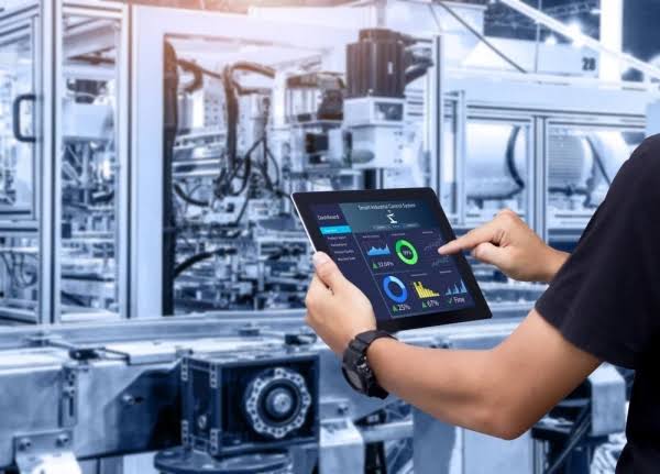 Transformasi Digital dan Otomatisasi Industri Manufaktur